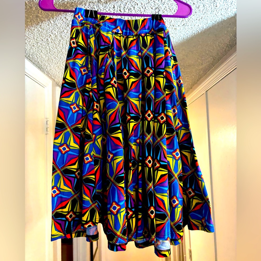 LuLaRoe Geometric Pleated Skirt XS